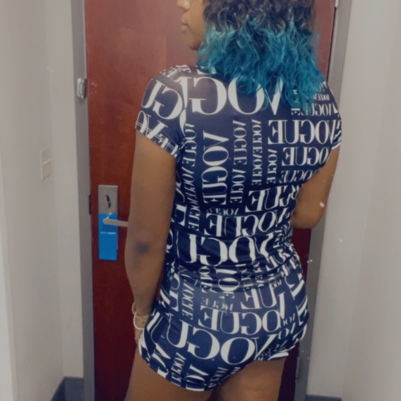 Vogue Short Set - Picture 3 of 3